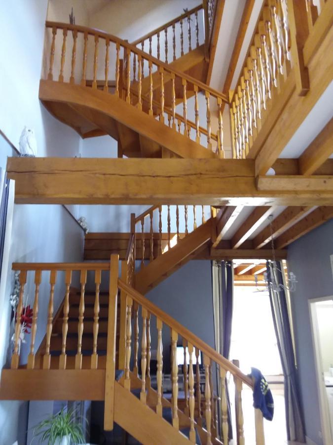 Le Moulin De Meral Montsûrs Eksteriør billede